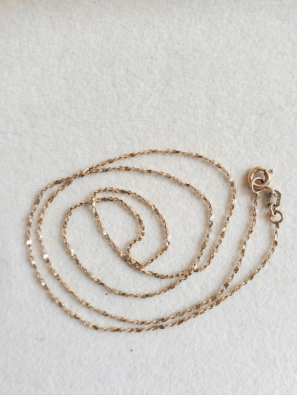 10K Solid Gold Sparkle Chain Necklace - 1.66 g